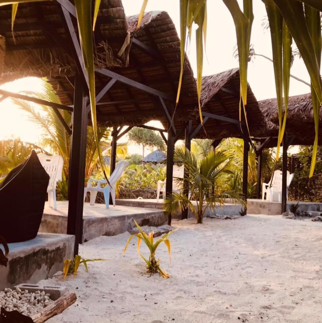 Bed and Breakfast Banana Bay Beach Club Eton Екстер'єр фото